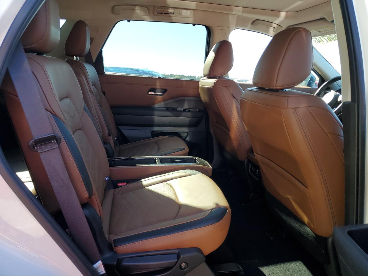 2024 Nissan Pathfinder - Image 10