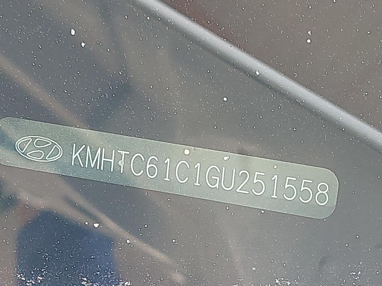 KMHTC61C1GU251558 - 2016 Hyundai Veloster - #81393824