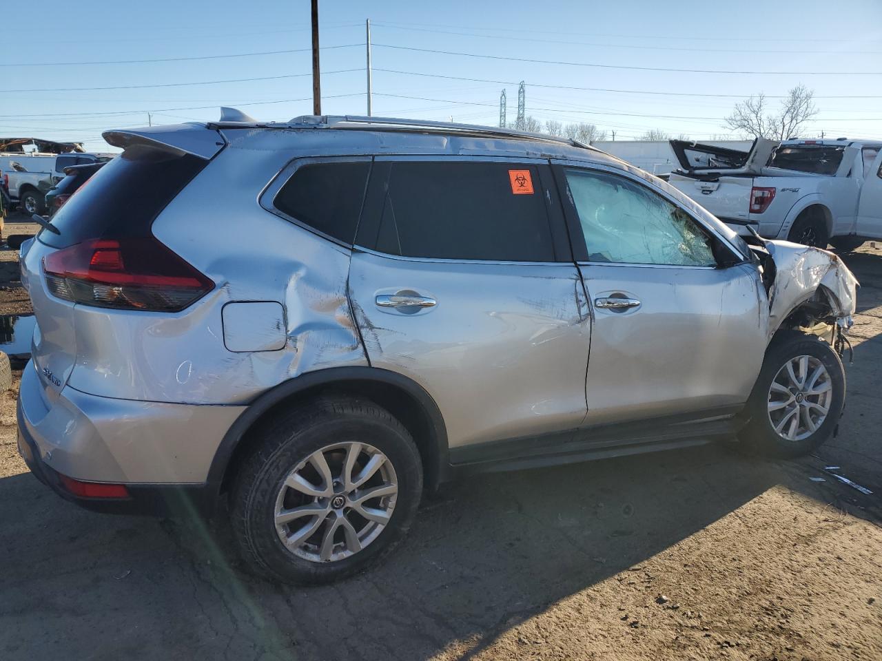 2020 Nissan Rogue - Image 3
