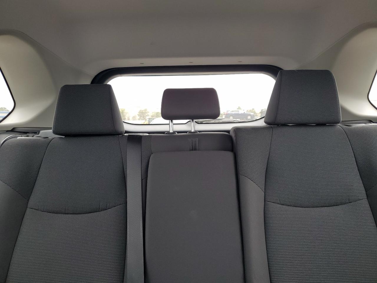 2019 Toyota RAV 4 - Image 10