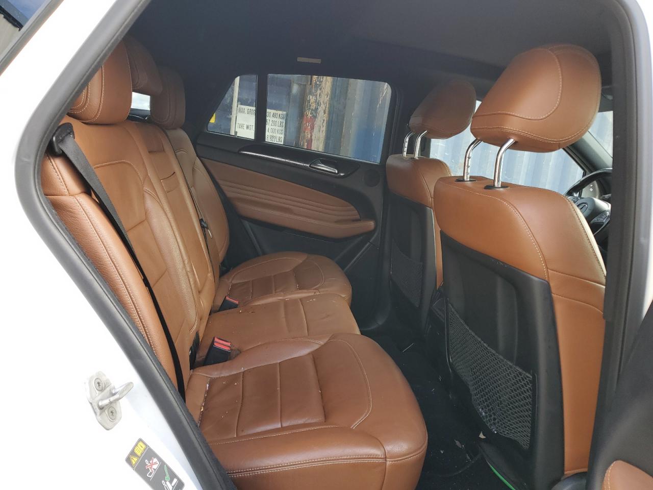 2016 Mercedes-Benz GLE - Image 11