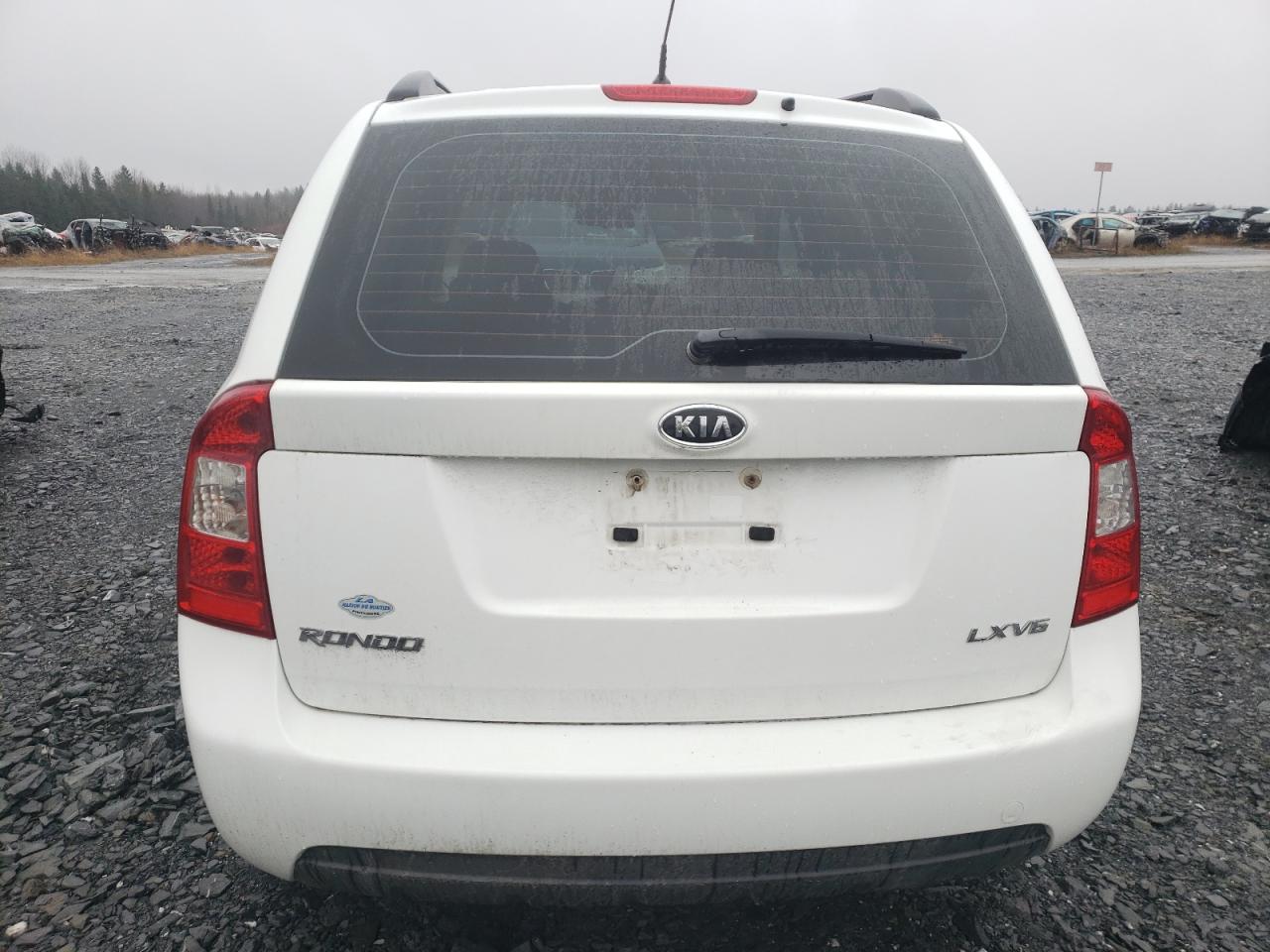 2008 Kia Rondo Lx VIN: KNAFG526887172653 Lot: 79636244