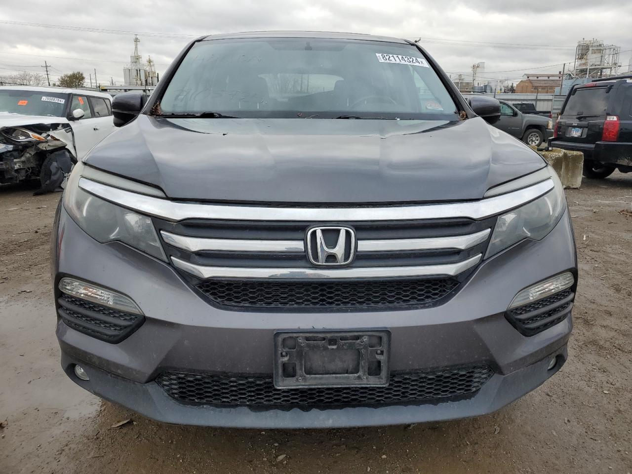 VIN 5FNYF6H56GB015537 2016 HONDA PILOT no.5