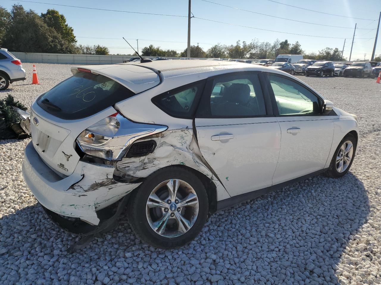 VIN 1FADP3K28DL226438 2013 FORD FOCUS no.3