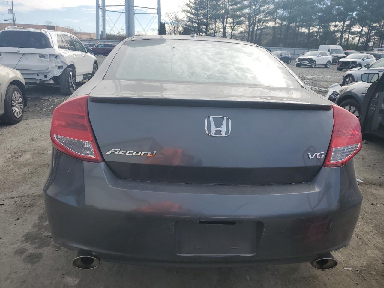 2011 Honda Accord Exl VIN: 1HGCS2B88BA001692 Lot: 80108464