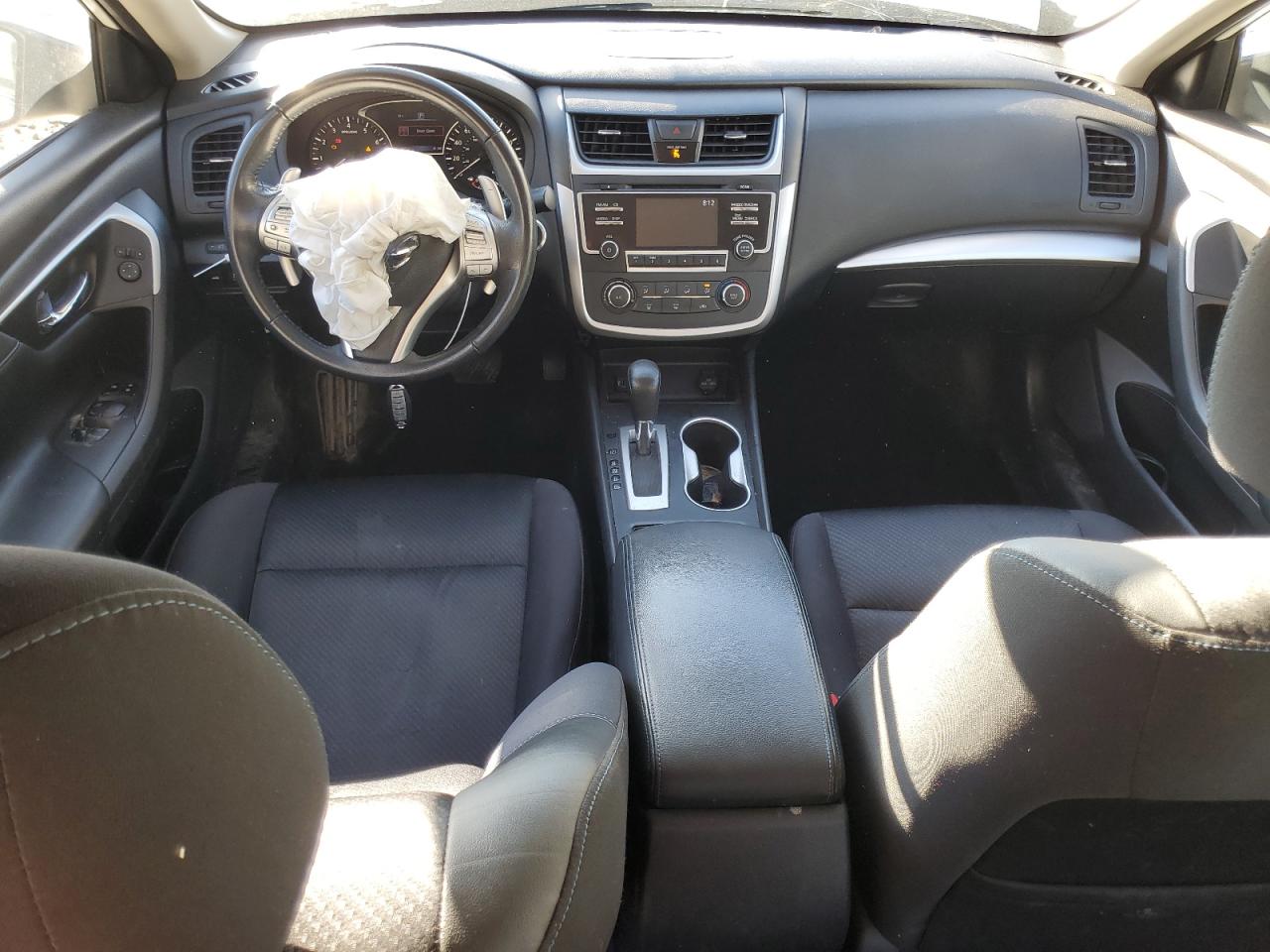 2017 Nissan Altima - Image 8