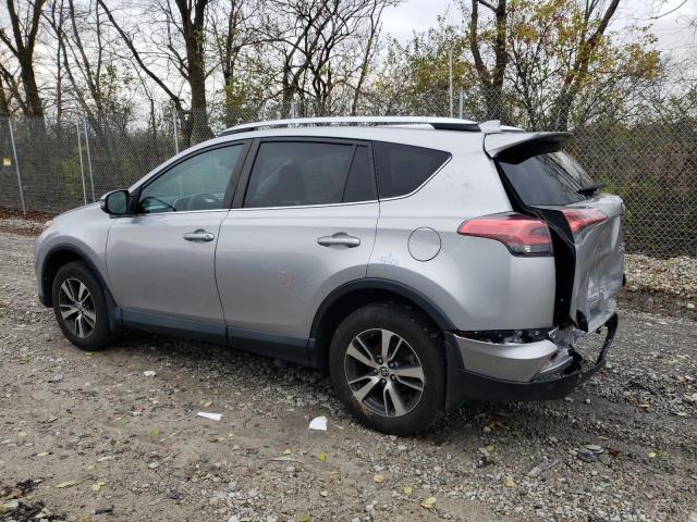  TOYOTA RAV4 2016 Srebrny