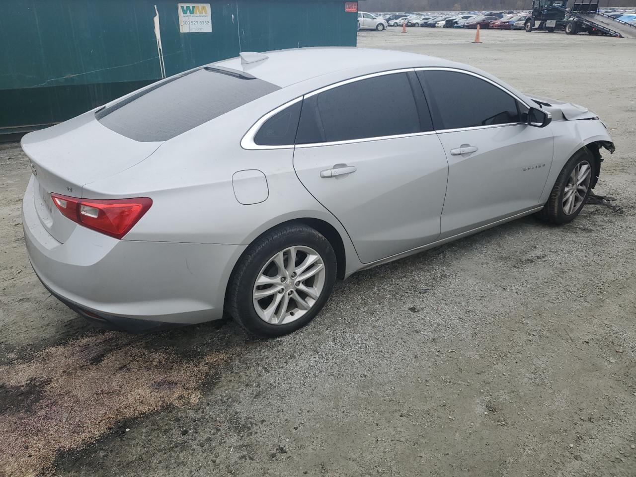2017 Chevrolet Malibu - Image 3