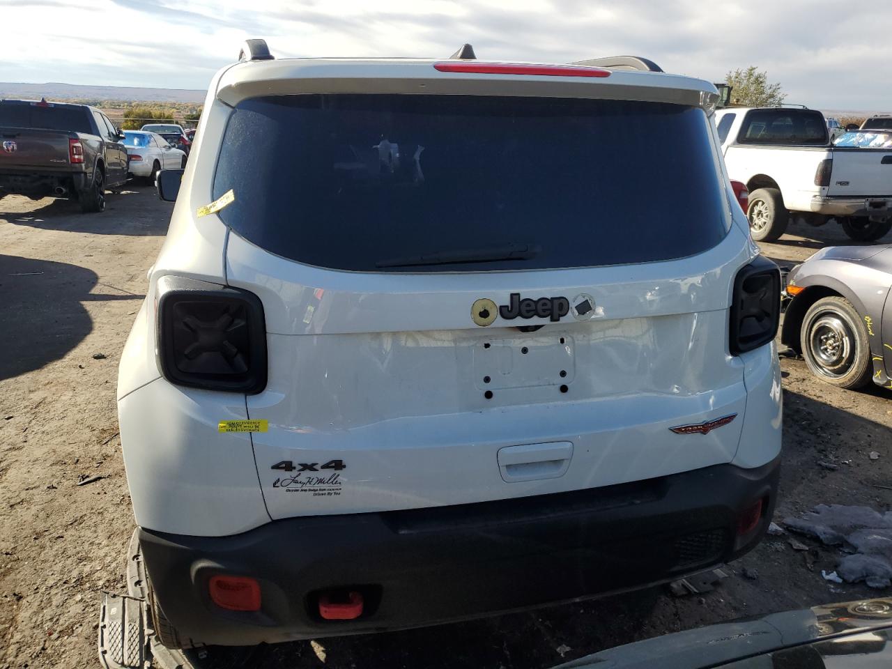 VIN ZACNJBC12LPL33413 2020 JEEP RENEGADE no.6