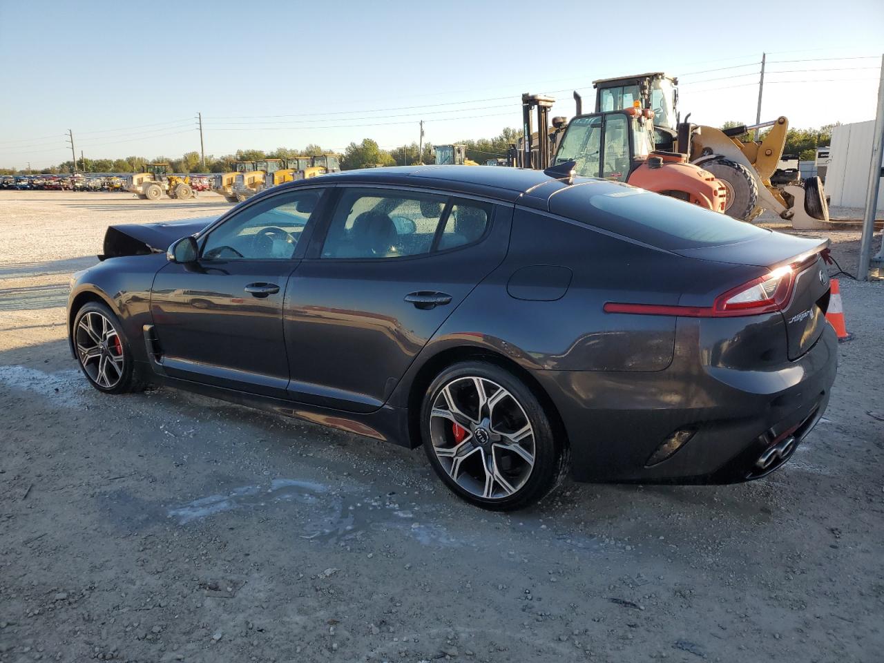 2019 Kia Stinger - Image 2
