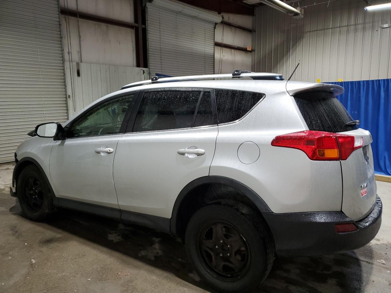 2014 Toyota RAV 4 - Image 2