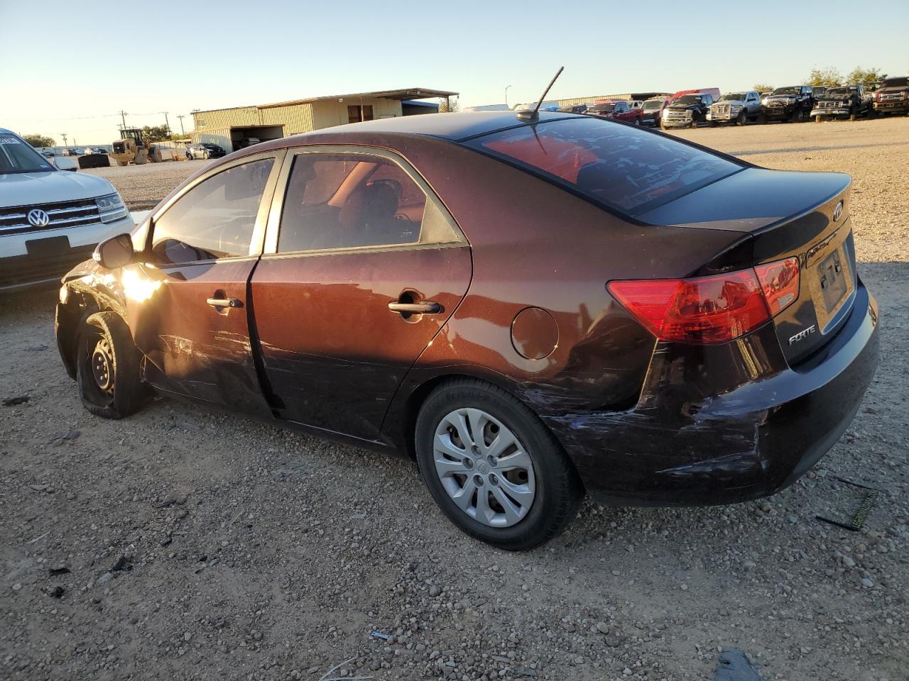 2010 Kia Forte - Image 2