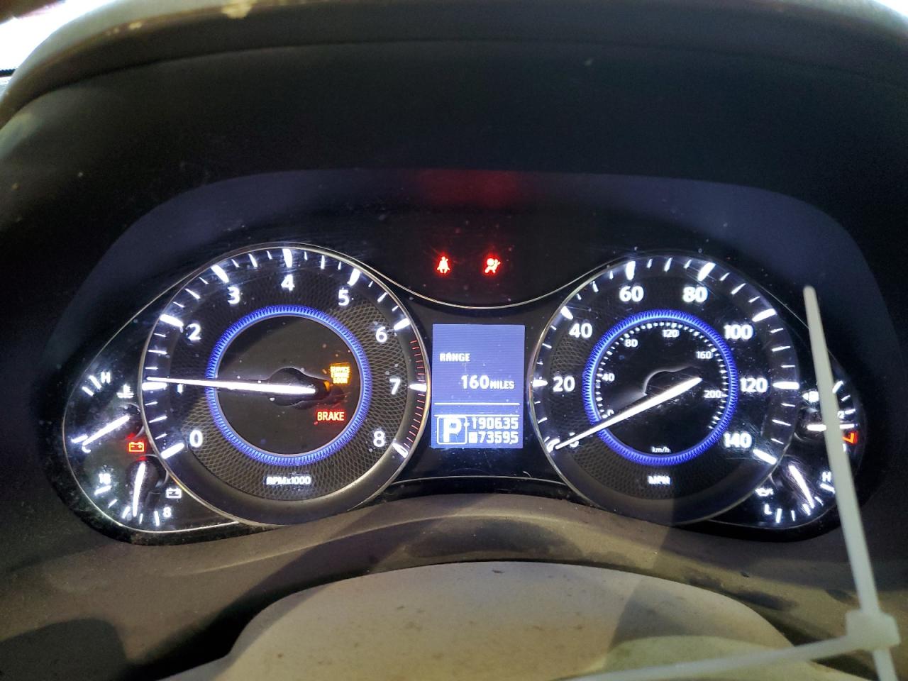 2012 Infiniti QX56 - Image 11