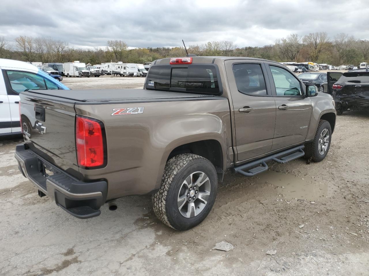 2016 Chevrolet Colorado - Image 3