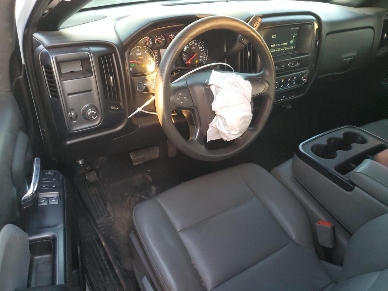 2016 Chevrolet Silverado - Image 8
