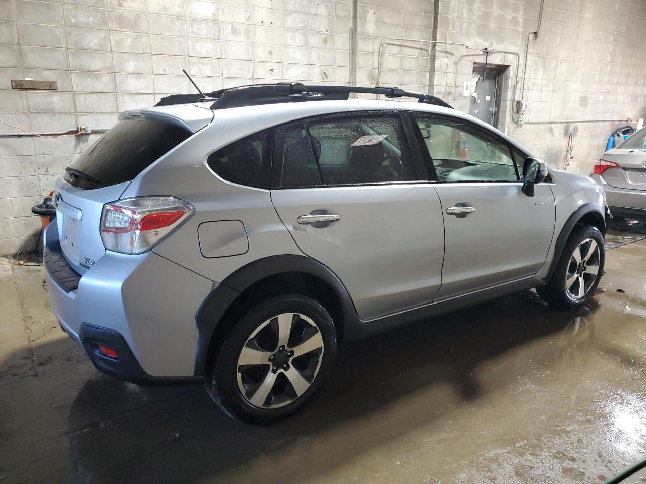 2014 Subaru XV - Image 3