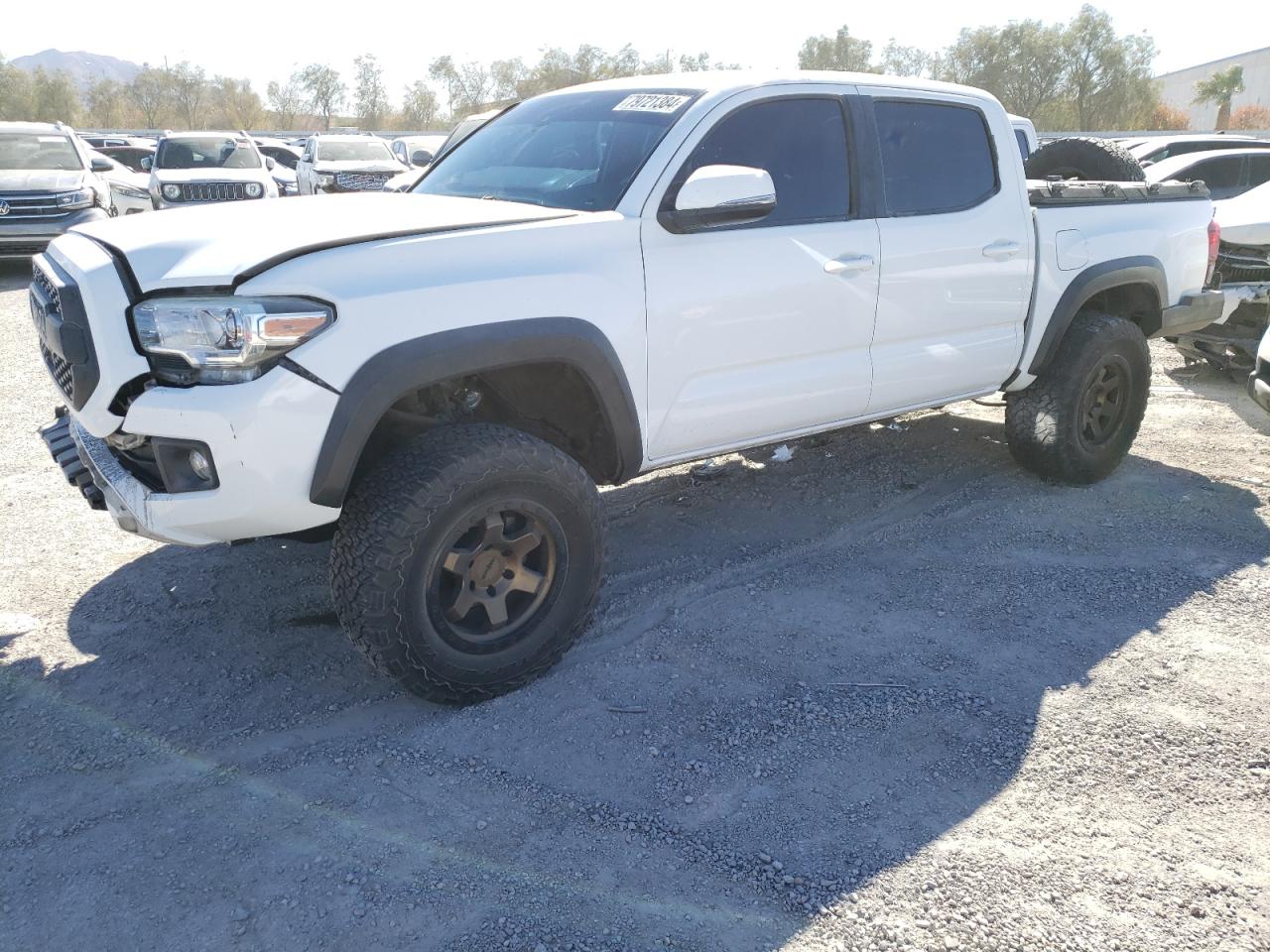 VIN 3TMCZ5AN7JM121830 2018 TOYOTA TACOMA no.1