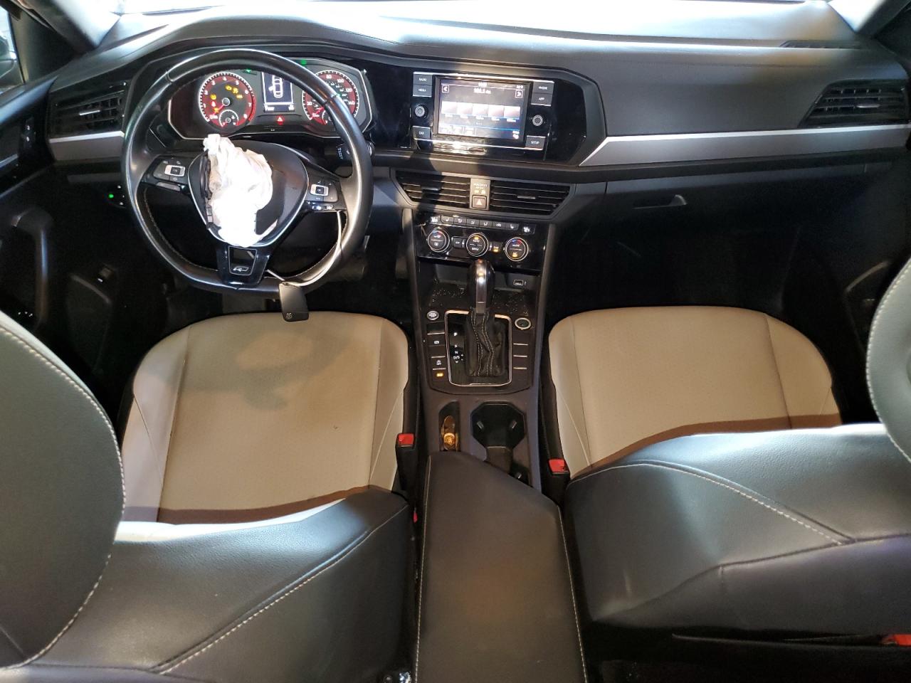 2019 Volkswagen Jetta - Image 8