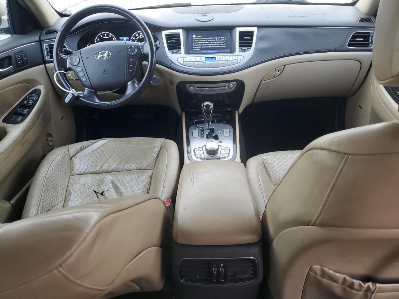 2009 Hyundai Genesis - Image 8