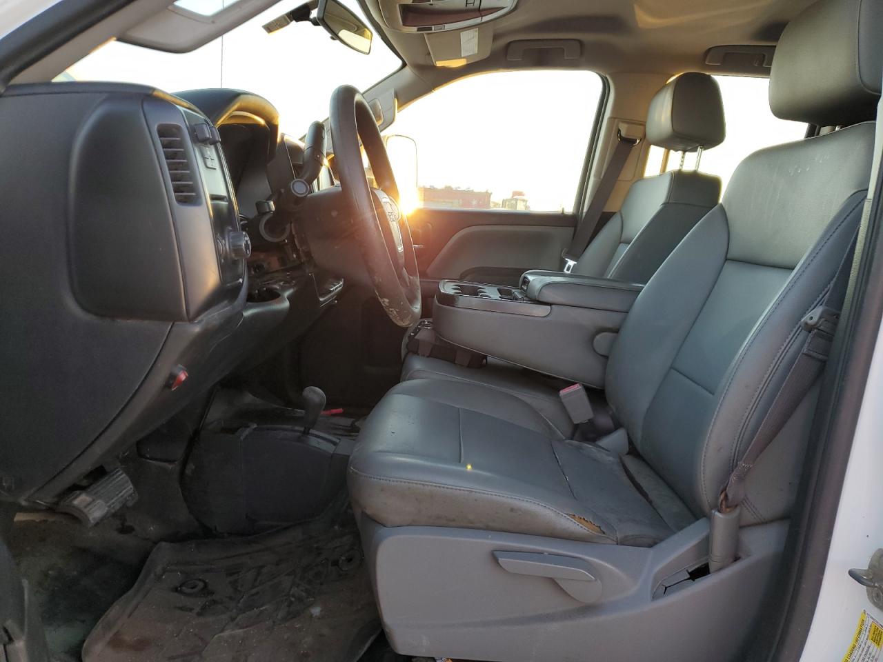 2017 GMC Sierra - Image 7