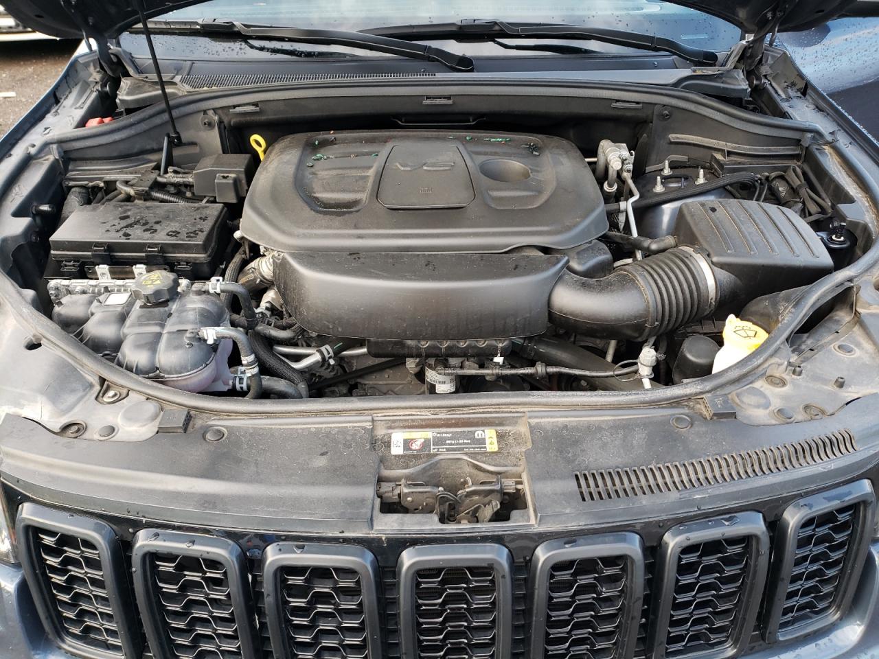 2021 Jeep Grand Cherokee - Image 12