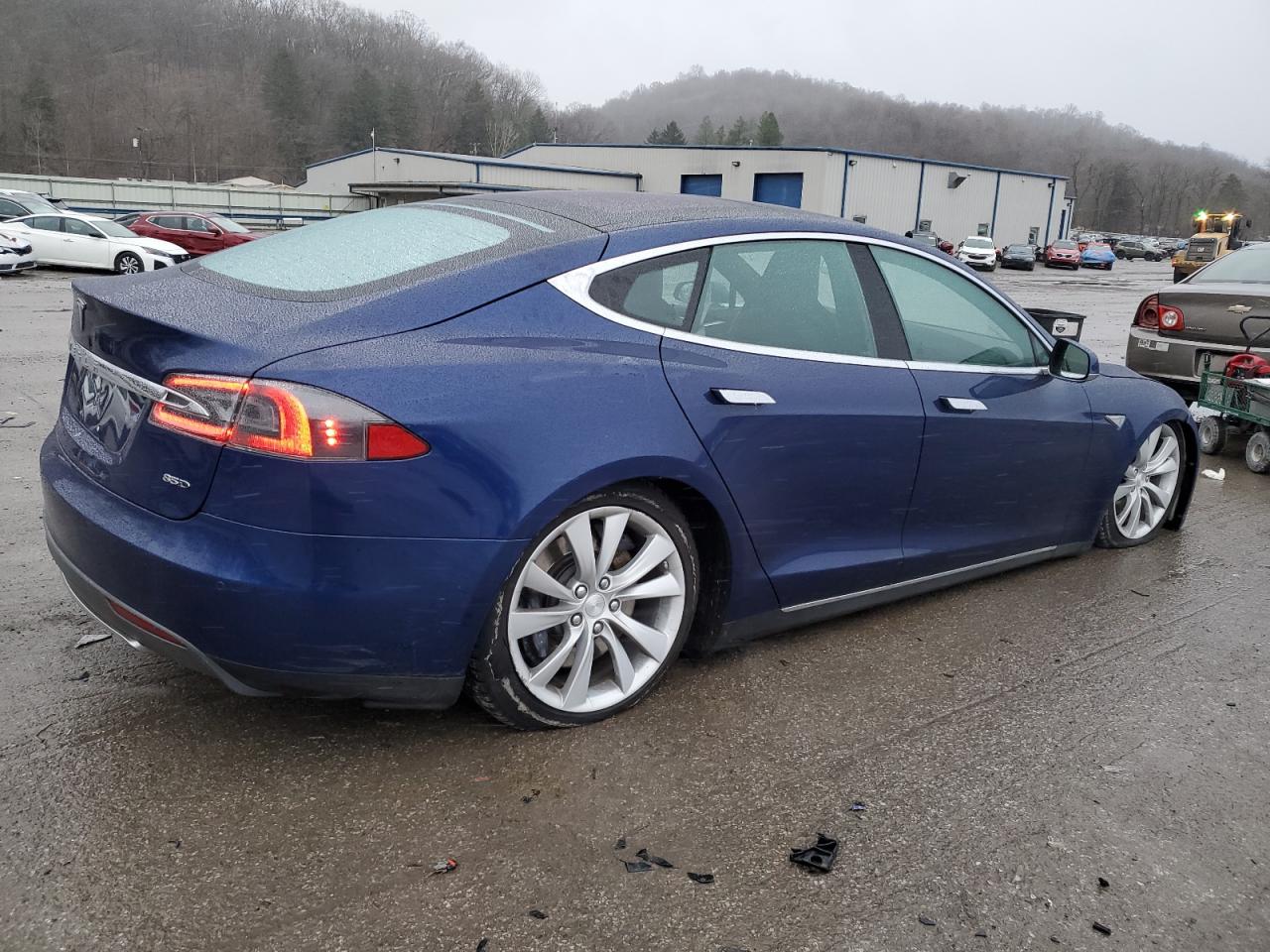 VIN 5YJSA1E25GF120359 2016 TESLA MODEL S no.3