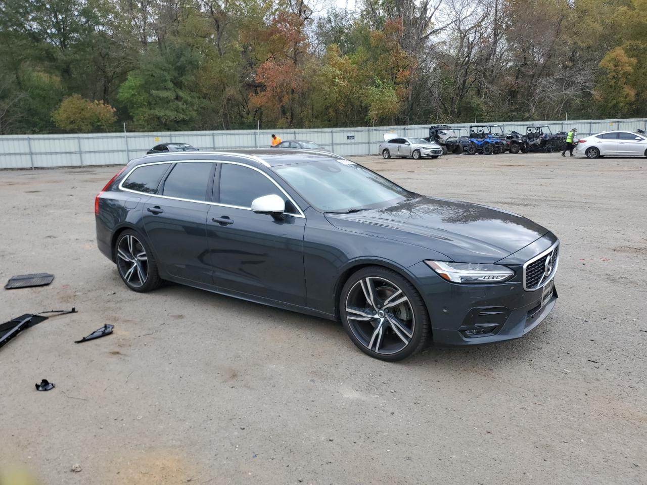 VIN YV1102GM2K1088274 2019 VOLVO V90 no.4