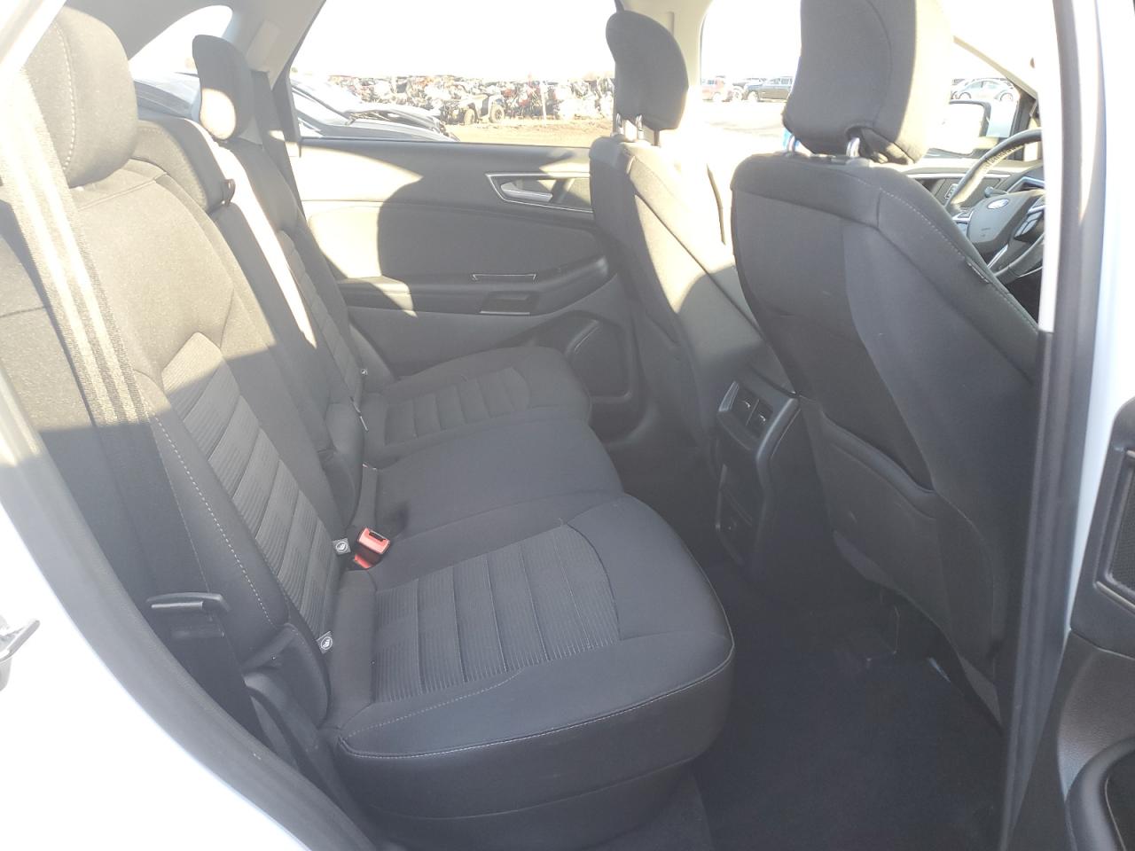 2017 Ford Edge - Image 11