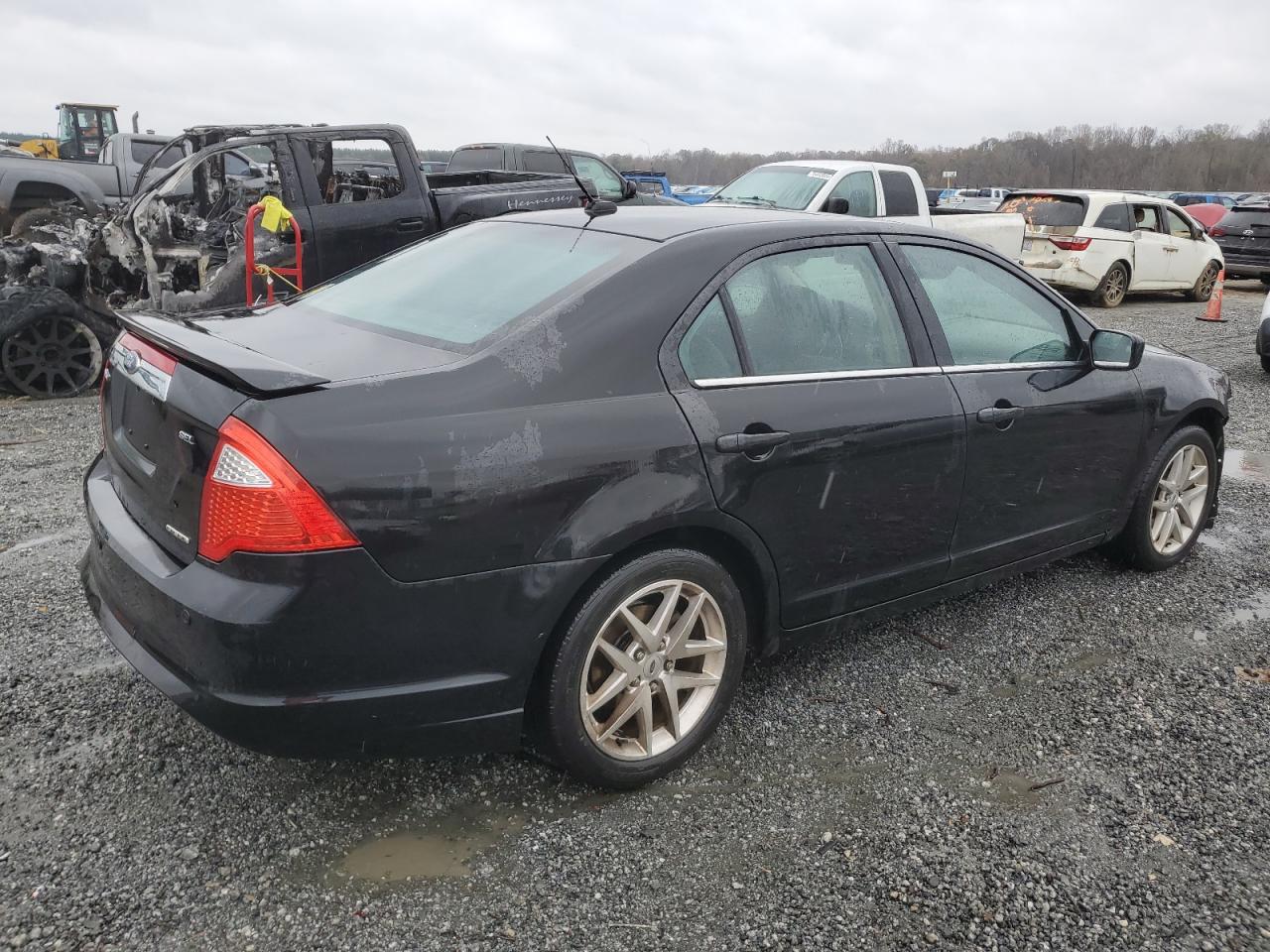 2011 Ford Fusion - Image 3