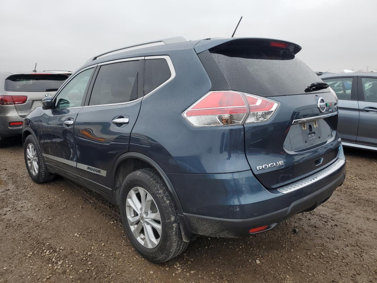 2014 Nissan Rogue - Image 2