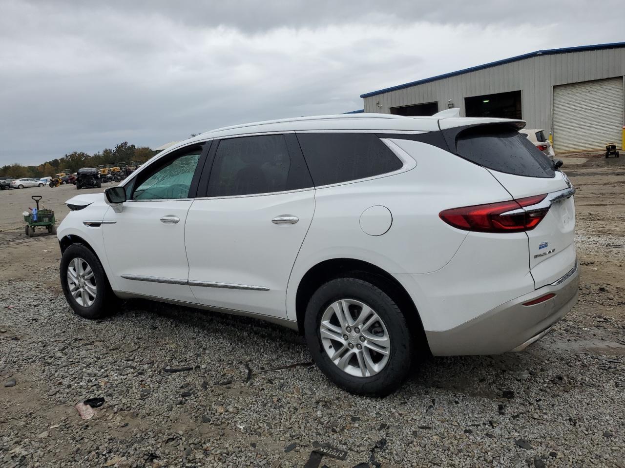 2021 Buick Enclave - Image 2