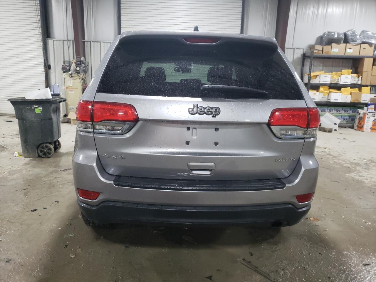 2015 Jeep Grand Cherokee - Image 6