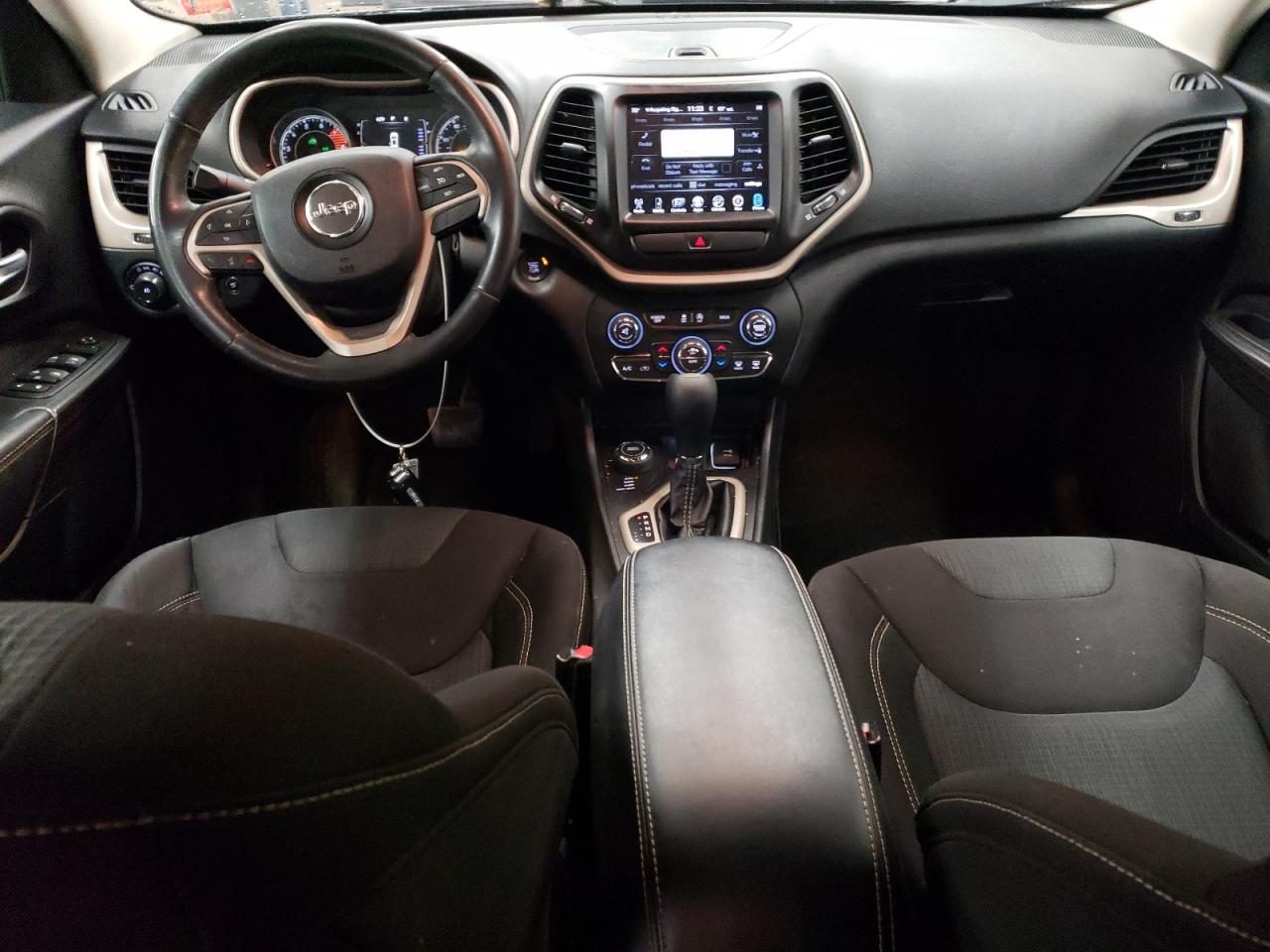 2016 Jeep Grand Cherokee - Image 8