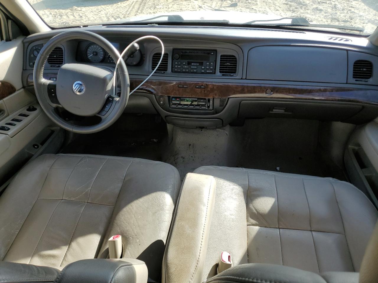 2010 Mercury Grand Marquis - Image 8