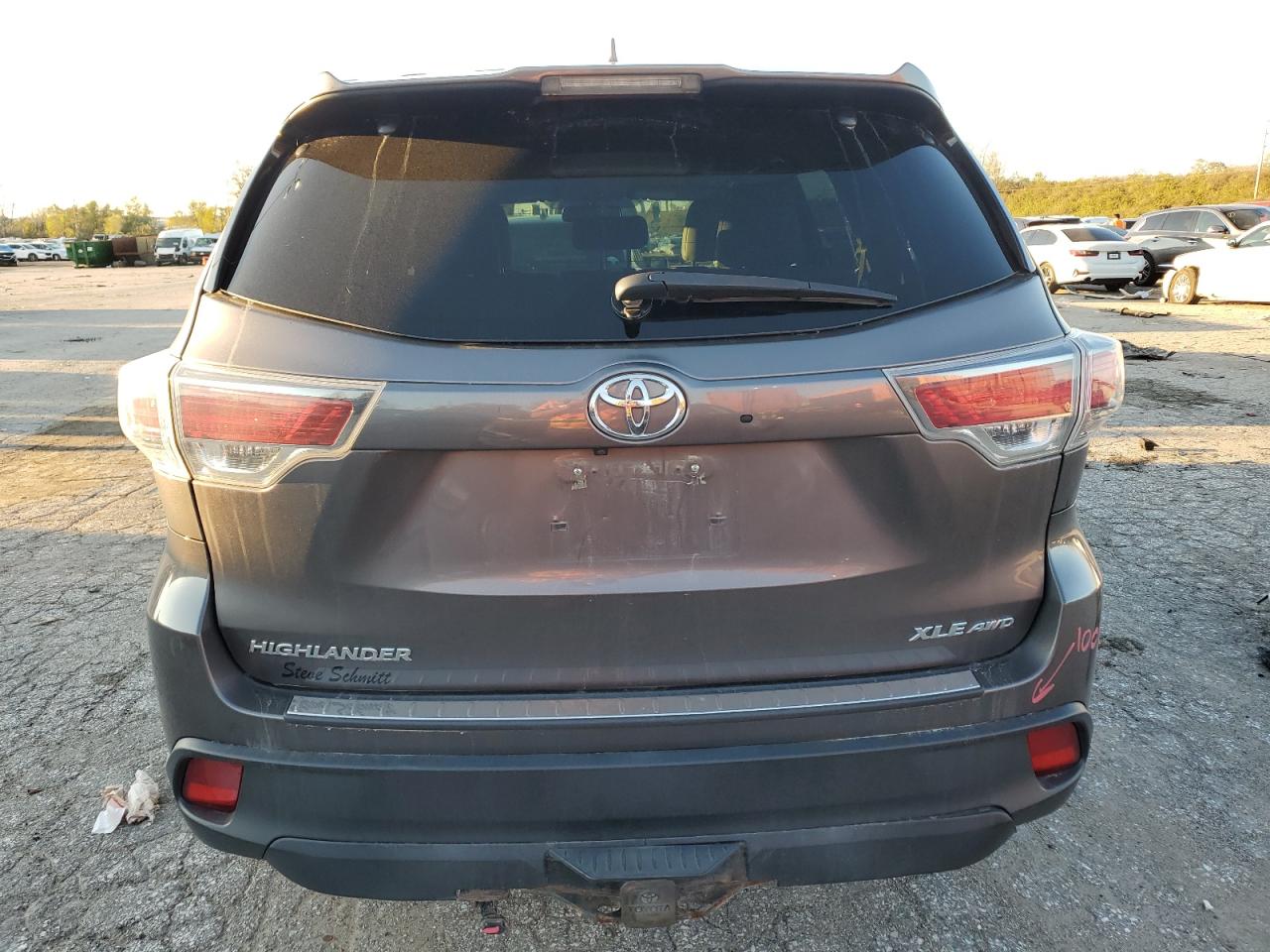 2015 Toyota Highlander - Image 6