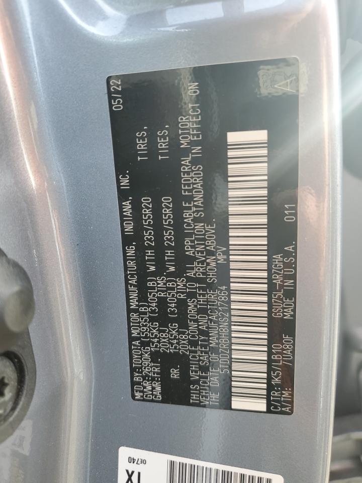 2022 Toyota Highlander - Image 14