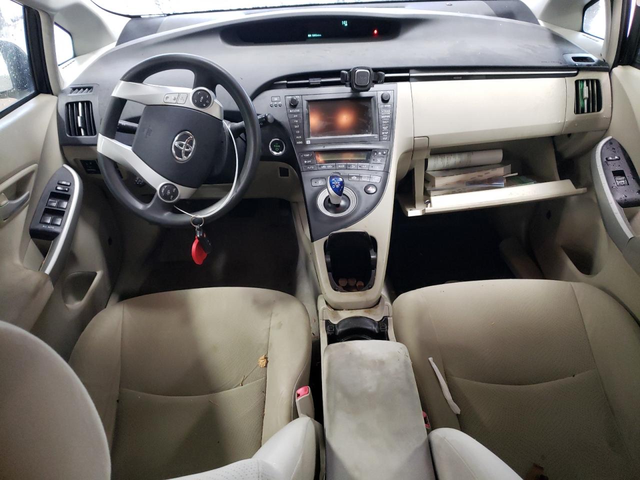 2010 Toyota Prius - Image 8