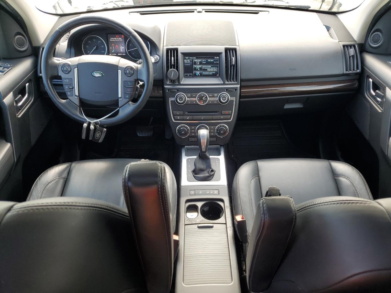 2014 Land Rover LR2 - Image 8