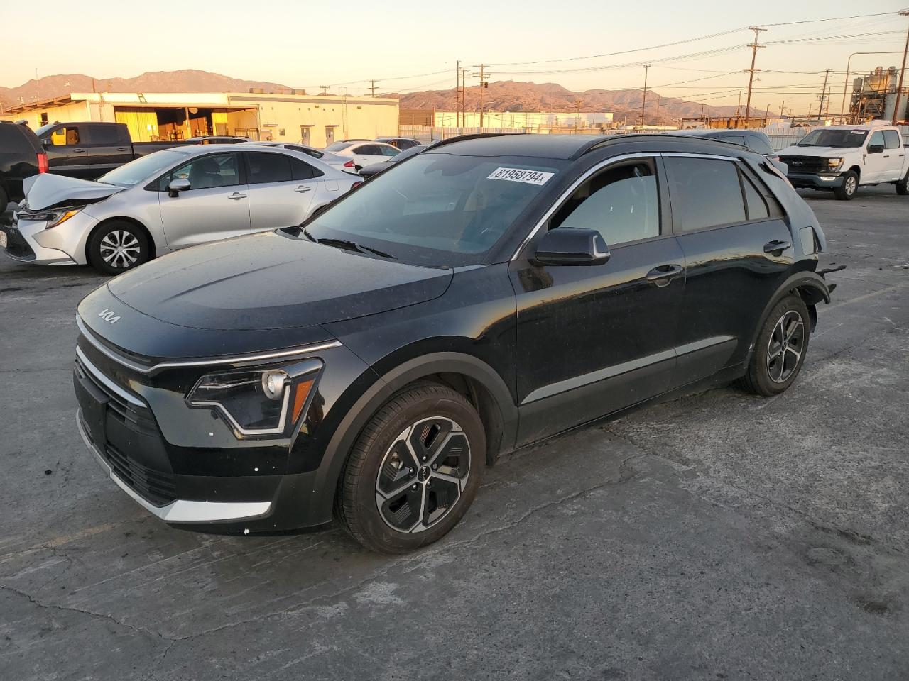 2023 KIA NIRO