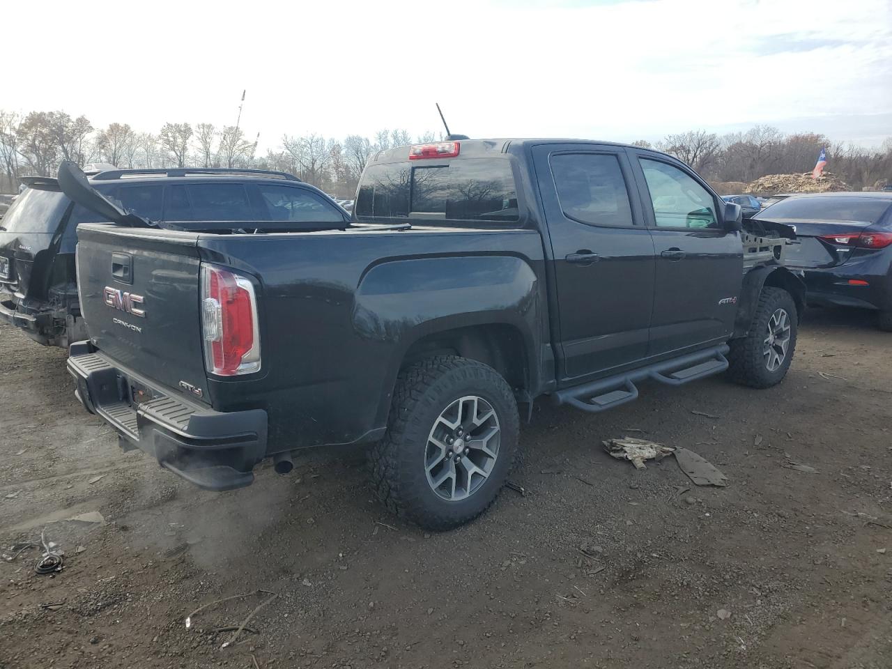 VIN 1GTG6FEN8N1134373 2022 GMC CANYON no.3