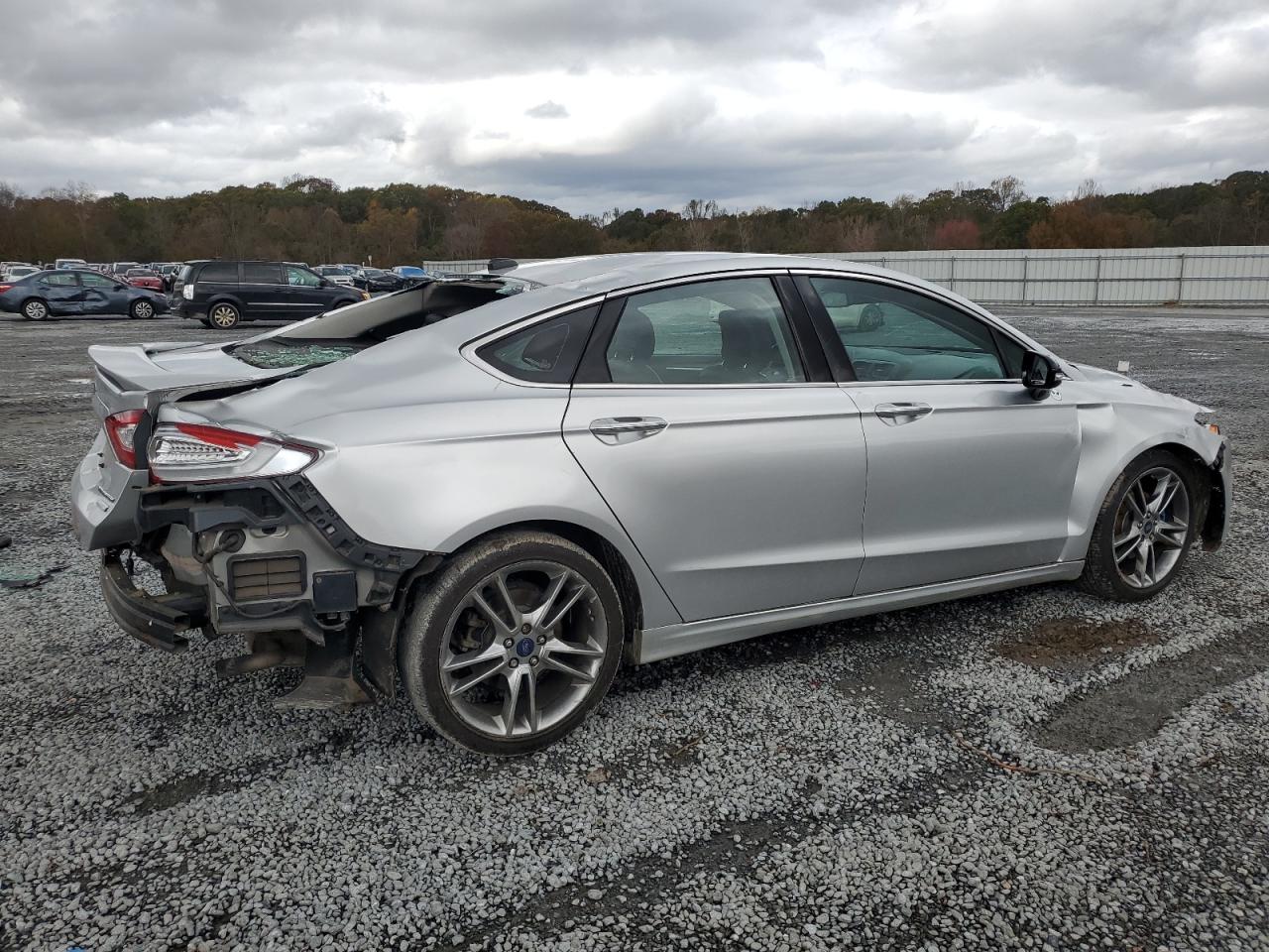 2013 Ford Fusion - Image 3
