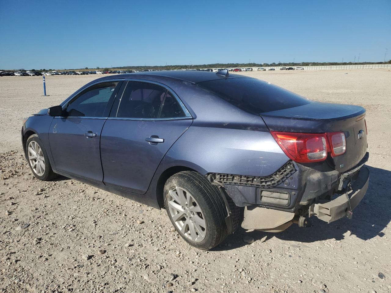 VIN 1G11E5SL0EF233089 2014 CHEVROLET MALIBU no.2