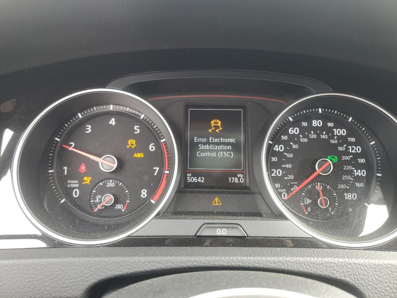 2019 Volkswagen GTI - Image 9