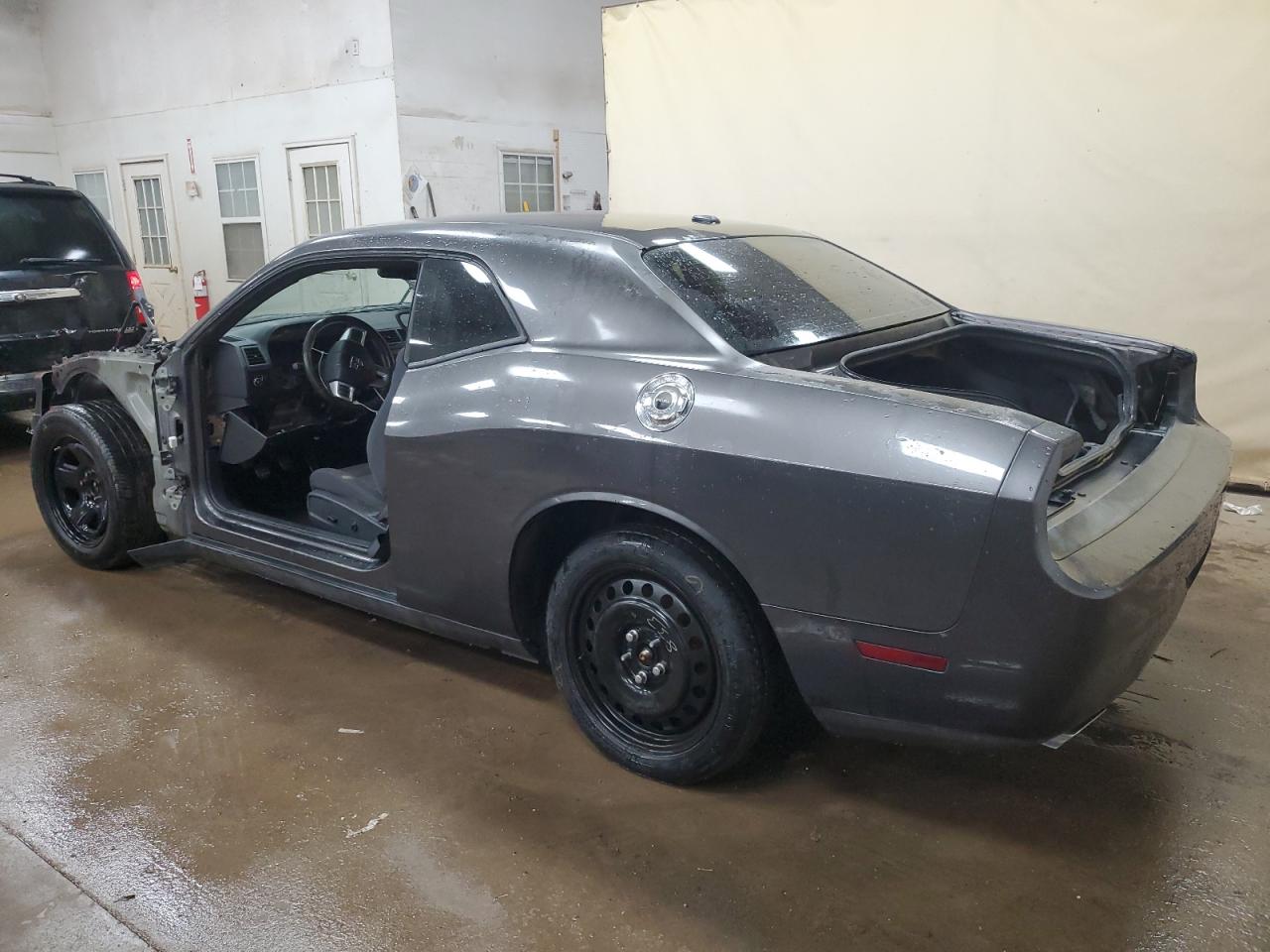 VIN 2C3CDYBTXEH139549 2014 DODGE CHALLENGER no.2