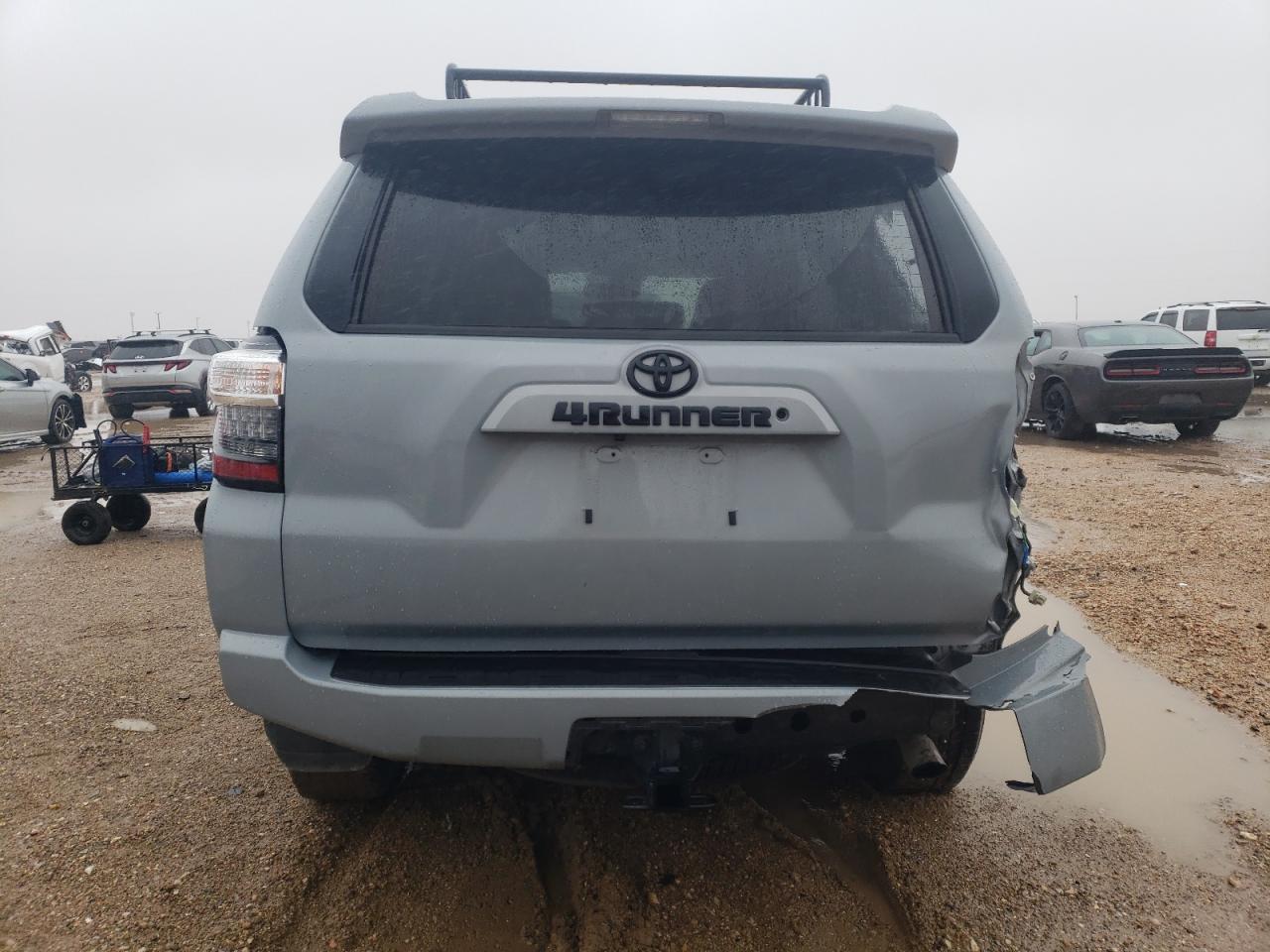 VIN JTEBU5JR9M5887156 2021 TOYOTA 4RUNNER no.6