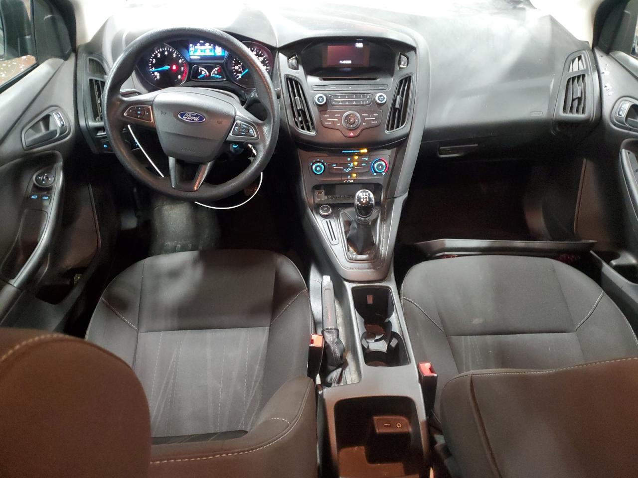 2017 Ford Focus - Image 8