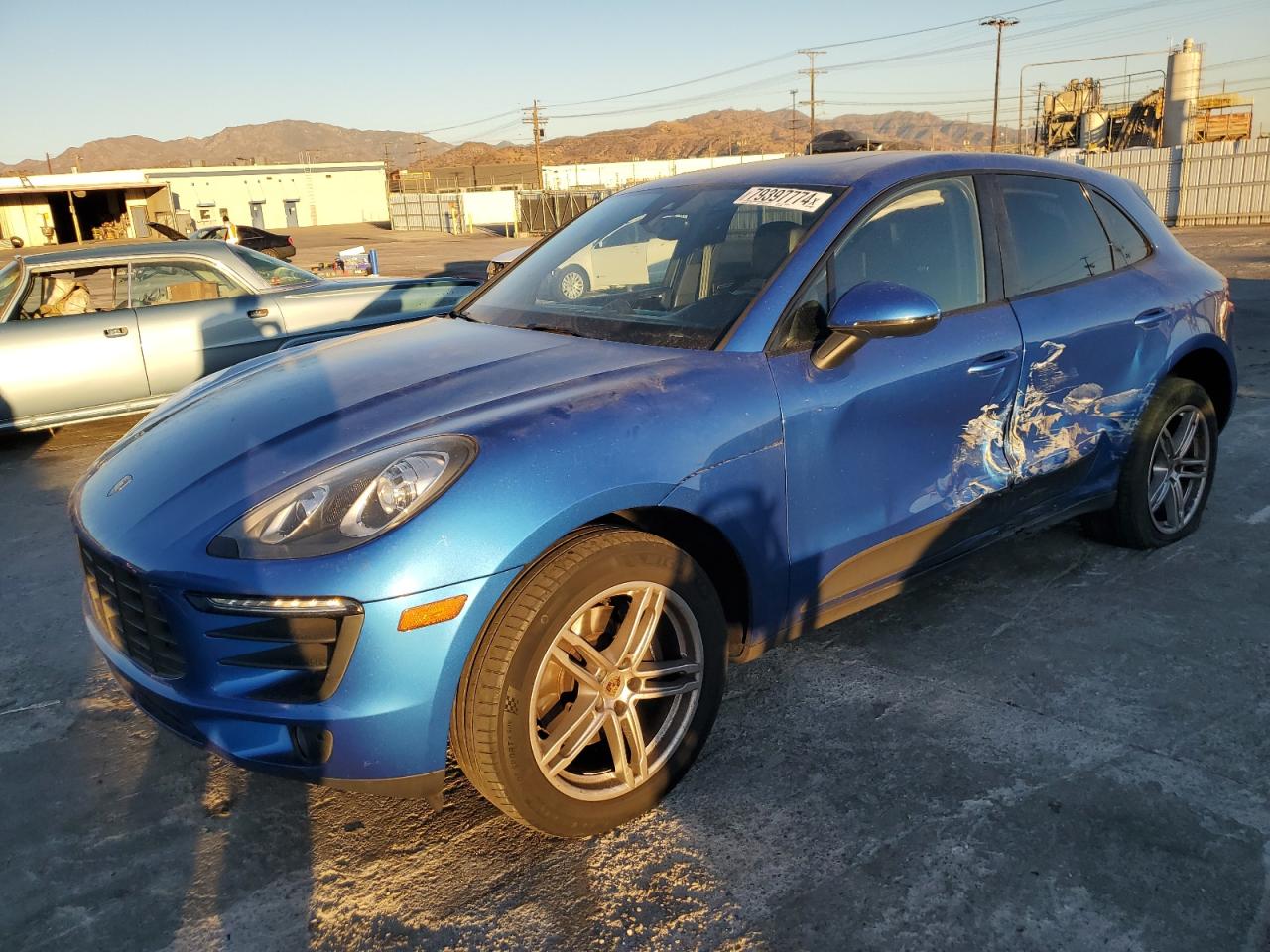 VIN WP1AA2A5XHLB81656 2017 PORSCHE MACAN no.1