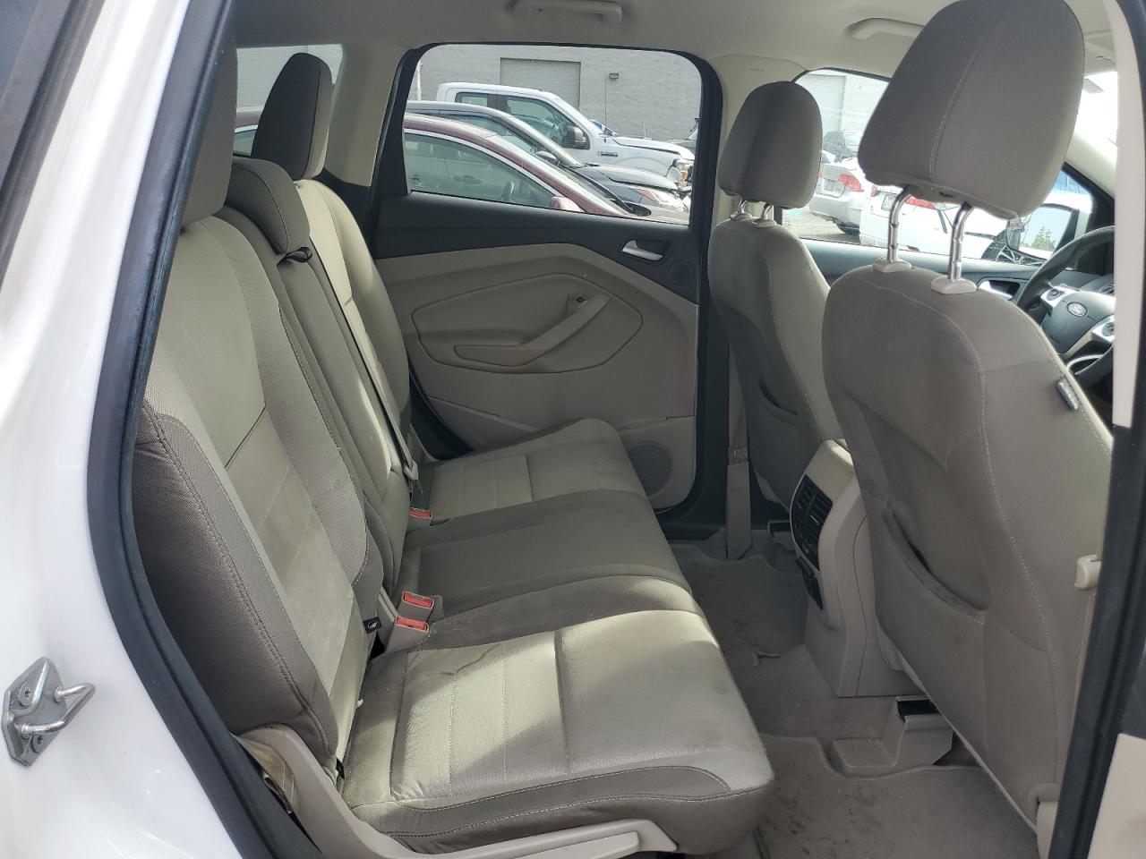 2015 Ford Escape - Image 11