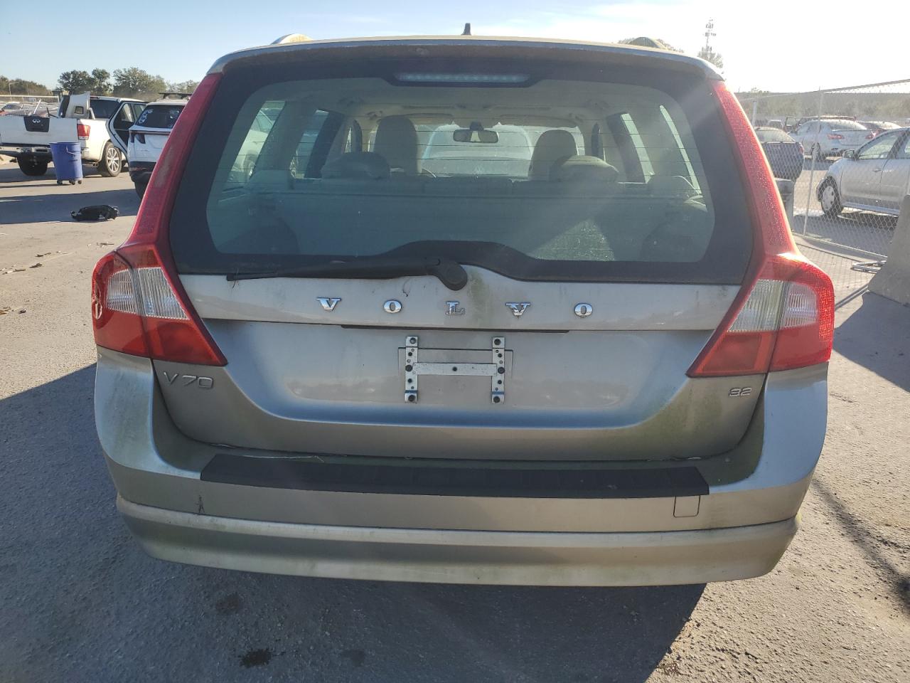 2010 Volvo V70 3.2 VIN: YV1982BW7A1125788 Lot: 79882134