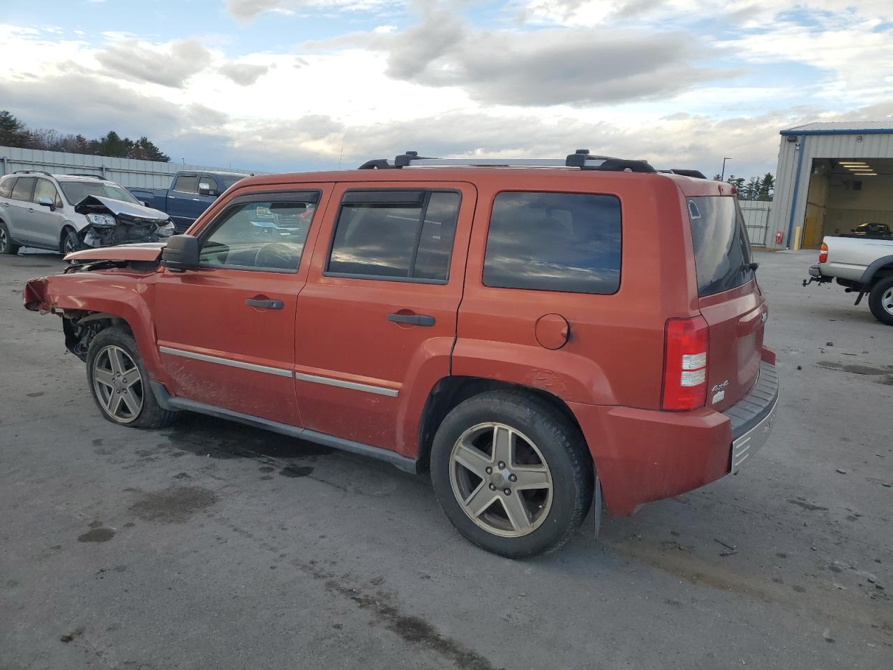 2008 Jeep Liberty (Patriot) - Image 2